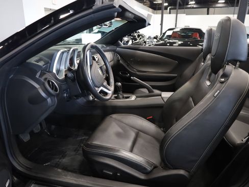 Used 2014 Chevrolet Camaro SS w/ RS Package image 16