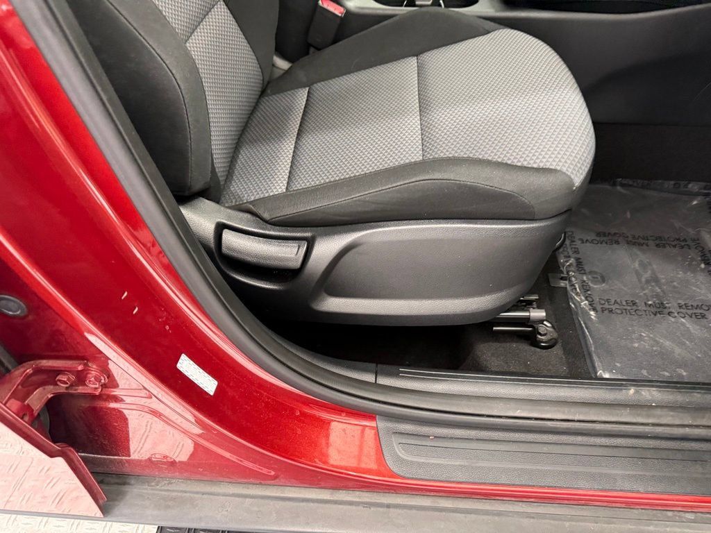 Used 2023 Kia Soul LX w/ LX Technology Package FWD image 20