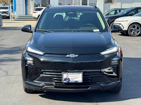New 2027 Chevrolet Bolt LT w/ Comfort Package FWD image 2