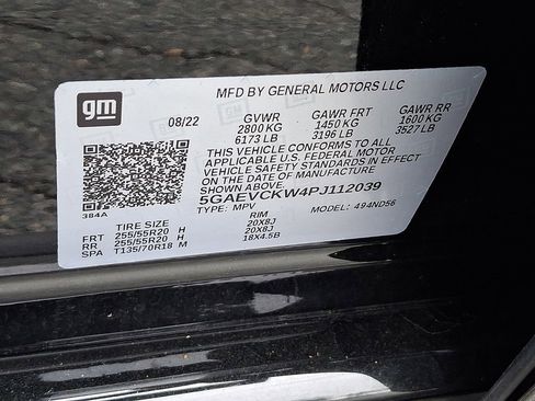 Used 2023 Buick Enclave Avenir w/ LPO, Floor Liner Package image 32