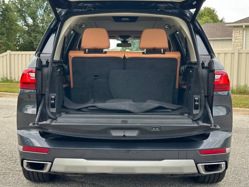Used 2021 BMW X7 xDrive40i w/ Premium Package AWD/4WD image 25