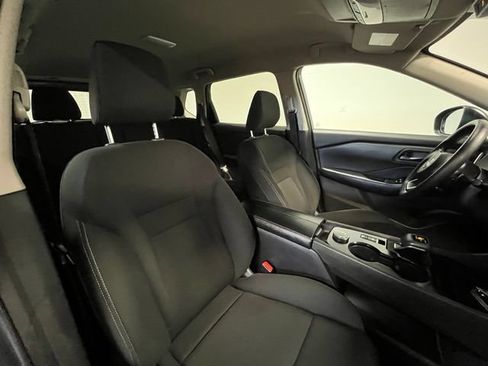 Used 2024 Nissan Rogue S AWD/4WD image 10