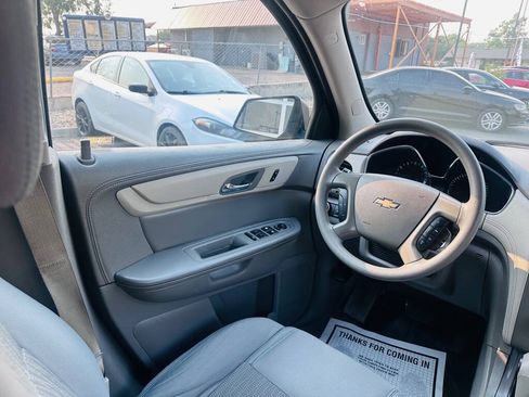 Used 2016 Chevrolet Traverse LS AWD/4WD image 14