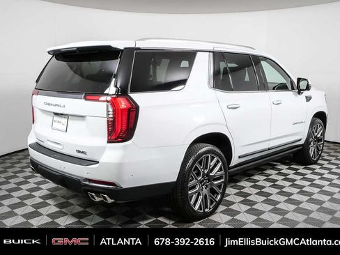 Used 2026 GMC Yukon Denali Ultimate AWD/4WD image 3
