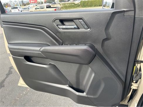 Certified 2024 GMC Canyon Elevation w/ Convenience Package image 6