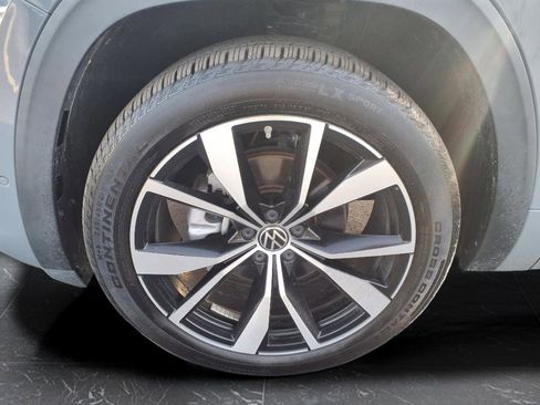 Used 2024 Volkswagen Atlas Cross Sport SEL Premium R-Line AWD/4WD image 8