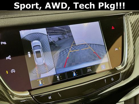 Used 2024 Cadillac XT6 Sport image 15
