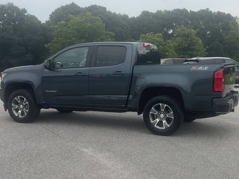 Used 2019 Chevrolet Colorado Z71 AWD/4WD image 6