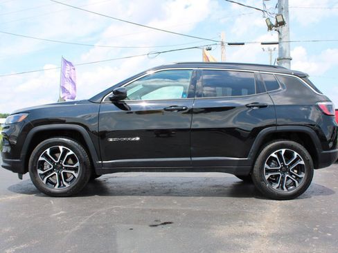 Used 2023 Jeep Compass Limited AWD/4WD image 11