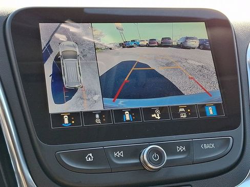 Certified 2024 Chevrolet Equinox LT AWD/4WD image 17