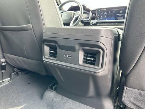 Used 2025 Chevrolet Silverado 1500 LT Trail Boss w/ Convenience Package II AWD/4WD image 12