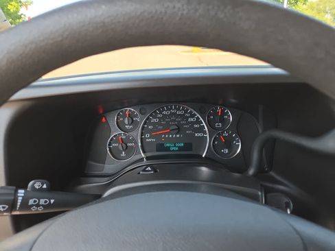 Used 2023 Chevrolet Express 3500 LT w/ LT Preferred Equipment Group RWD image 26