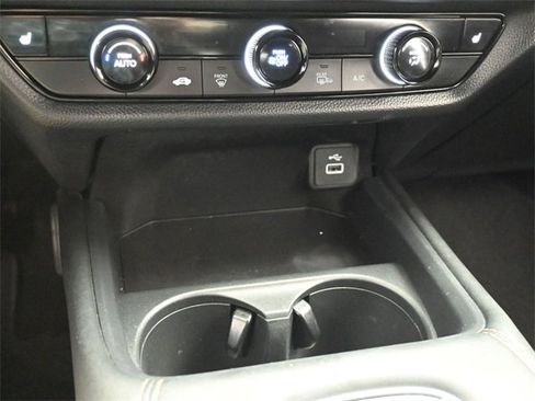 Used 2023 Honda HR-V Sport image 31