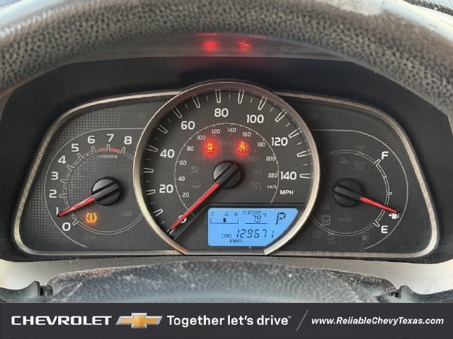 Used 2015 Toyota RAV4 LE FWD image 28