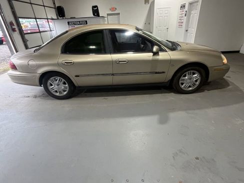 Used 2000 Mercury Sable LS Premium image 2