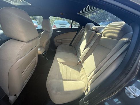 Used 2014 Dodge Charger SXT RWD image 18