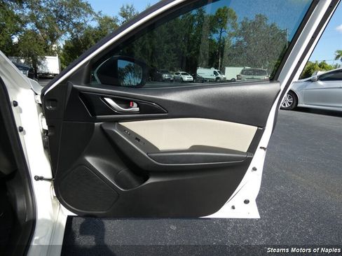 Used 2015 MAZDA MAZDA3 i Sport FWD image 49