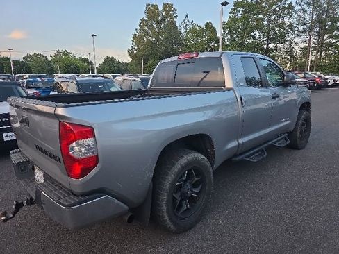 Used 2019 Toyota Tundra SR5 AWD/4WD image 3