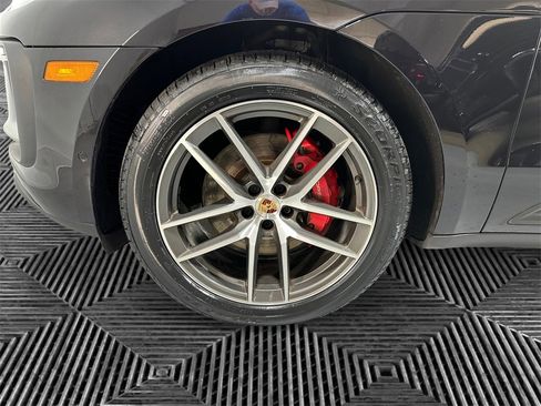 Used 2023 Porsche Macan S image 14