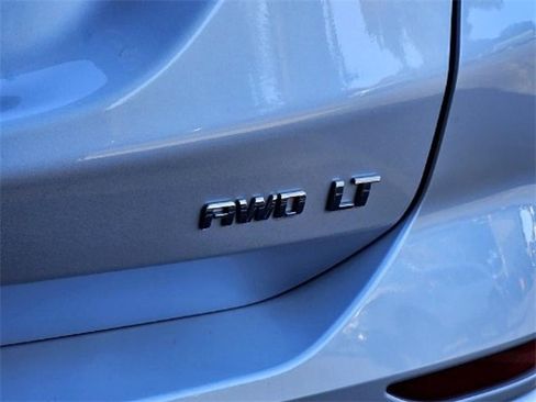 Used 2021 Chevrolet Equinox LT image 11