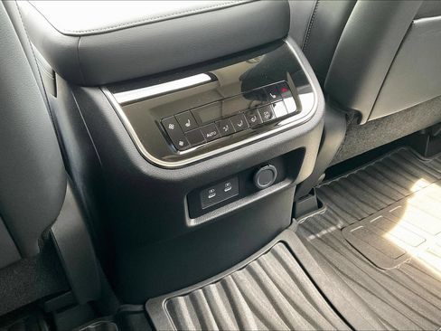 Certified 2025 INFINITI QX80 Pure AWD/4WD image 10