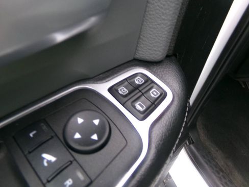 Used 2023 RAM 2500 Big Horn w/ Safety Group AWD/4WD image 12