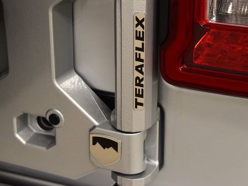 Used 2024 Jeep Wrangler Sahara w/ Technology Group image 18