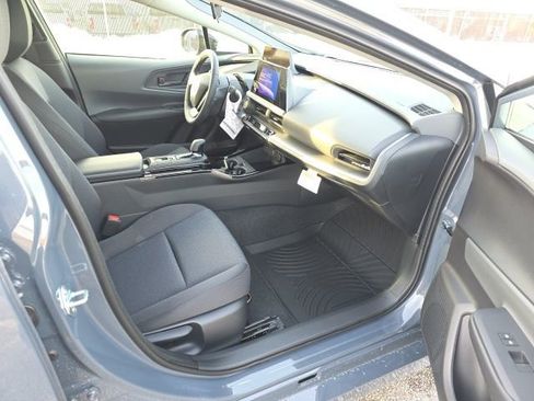 New 2026 Toyota Prius LE FWD image 10