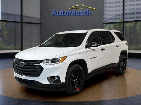 Used 2020 Chevrolet Traverse Premier w/ Redline Edition AWD/4WD image 3