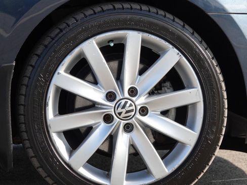 Used 2011 Volkswagen Golf TDI w/ Cold Weather Pkg FWD image 47