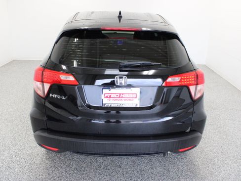 Used 2017 Honda HR-V LX image 8