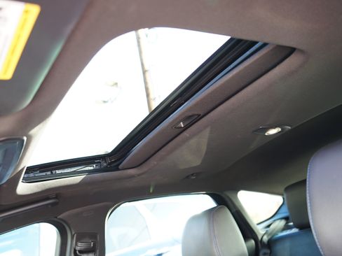 Used 2018 Ford Focus RS image 31