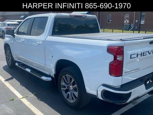 Used 2021 Chevrolet Silverado 1500 RST w/ Z71 Off-Road Package AWD/4WD image 2