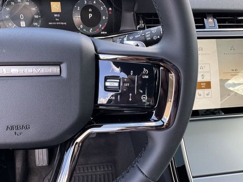 Used 2025 Land Rover Range Rover Evoque S image 15