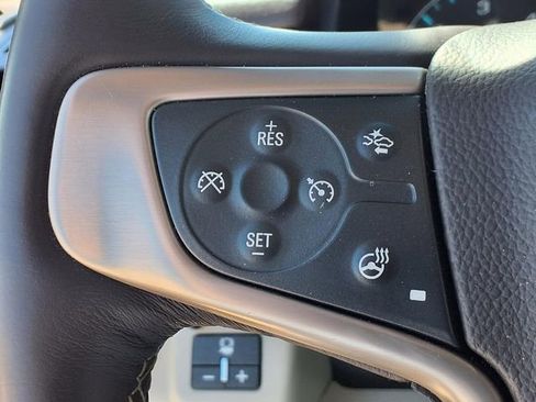 Used 2018 GMC Yukon Denali w/ Open Road Package AWD/4WD image 12