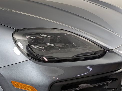 New 2026 Porsche Cayenne AWD/4WD image 14
