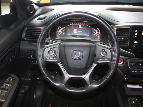 Used 2023 Honda Passport TrailSport image 14