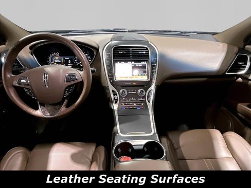 Used 2018 Lincoln MKX Reserve w/ Driver Assistance Package FWD image 7