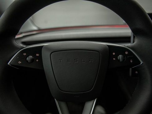 Used 2025 Tesla Model 3 Long Range image 18
