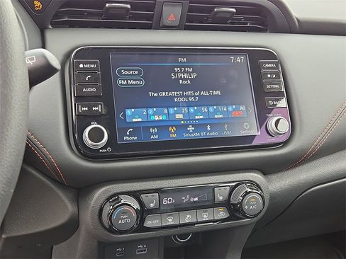 New 2024 Nissan Kicks SR w/ SR Premium Package image 22