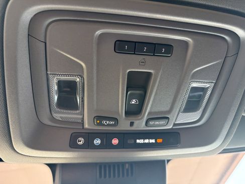 Used 2025 Chevrolet Silverado 2500 LTZ w/ LTZ Plus Package image 41