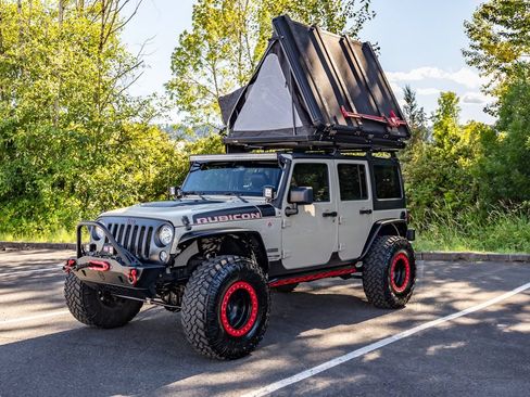 Used 2018 Jeep Wrangler Unlimited Rubicon AWD/4WD image 5