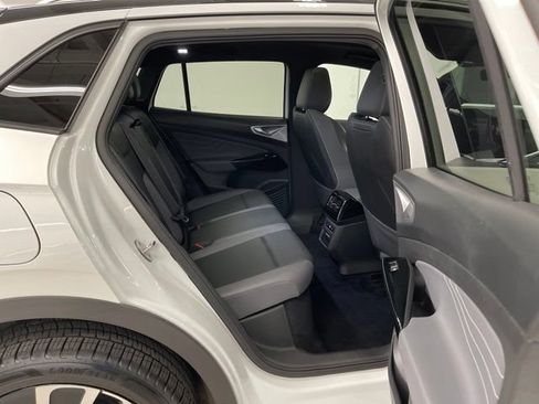Certified 2023 Volkswagen ID.4 Pro S Plus AWD/4WD image 10
