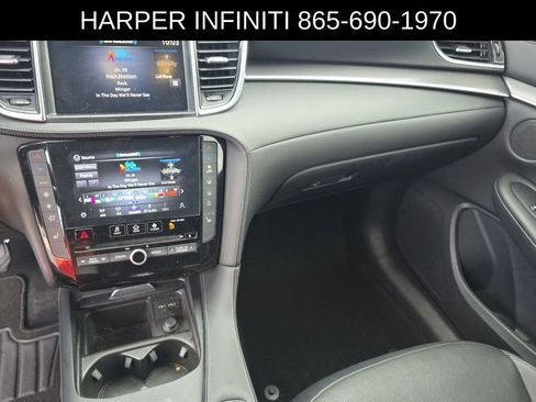 Used 2022 INFINITI QX50 Luxe w/ Appearance Package FWD image 9