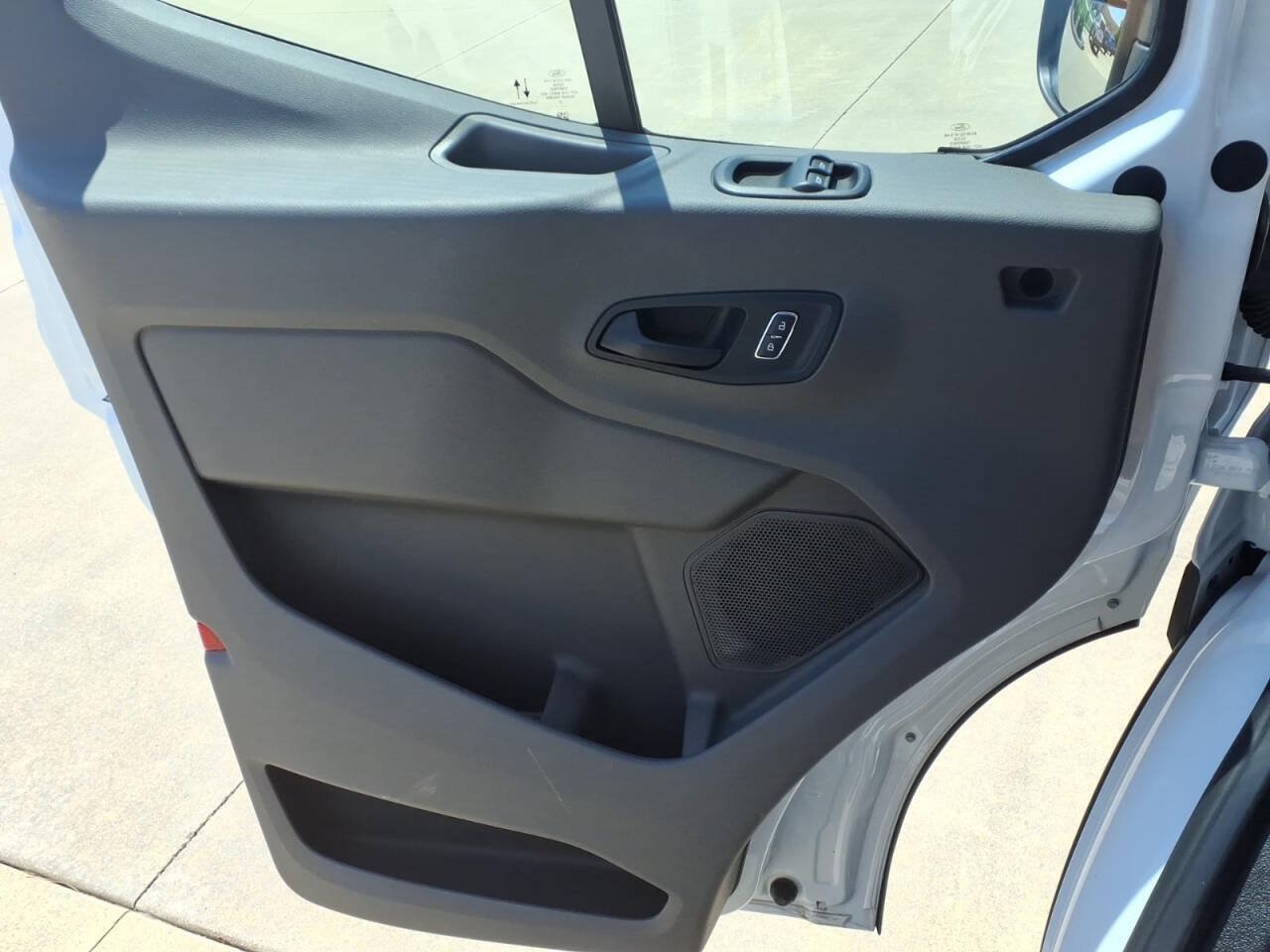 Used 2025 Ford Transit 250 Low Roof w/ Exterior Upgrade Package RWD image 13