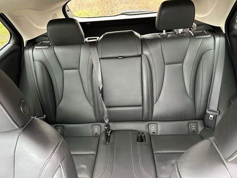 Used 2022 Buick Envision Essence w/ Technology Package I image 21