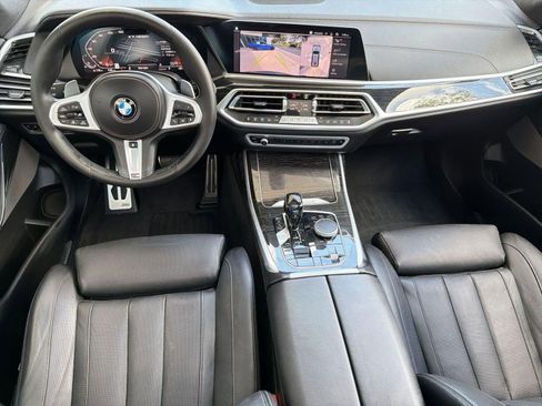 Used 2021 BMW X7 M50i w/ Dynamic Handling Package AWD/4WD image 31