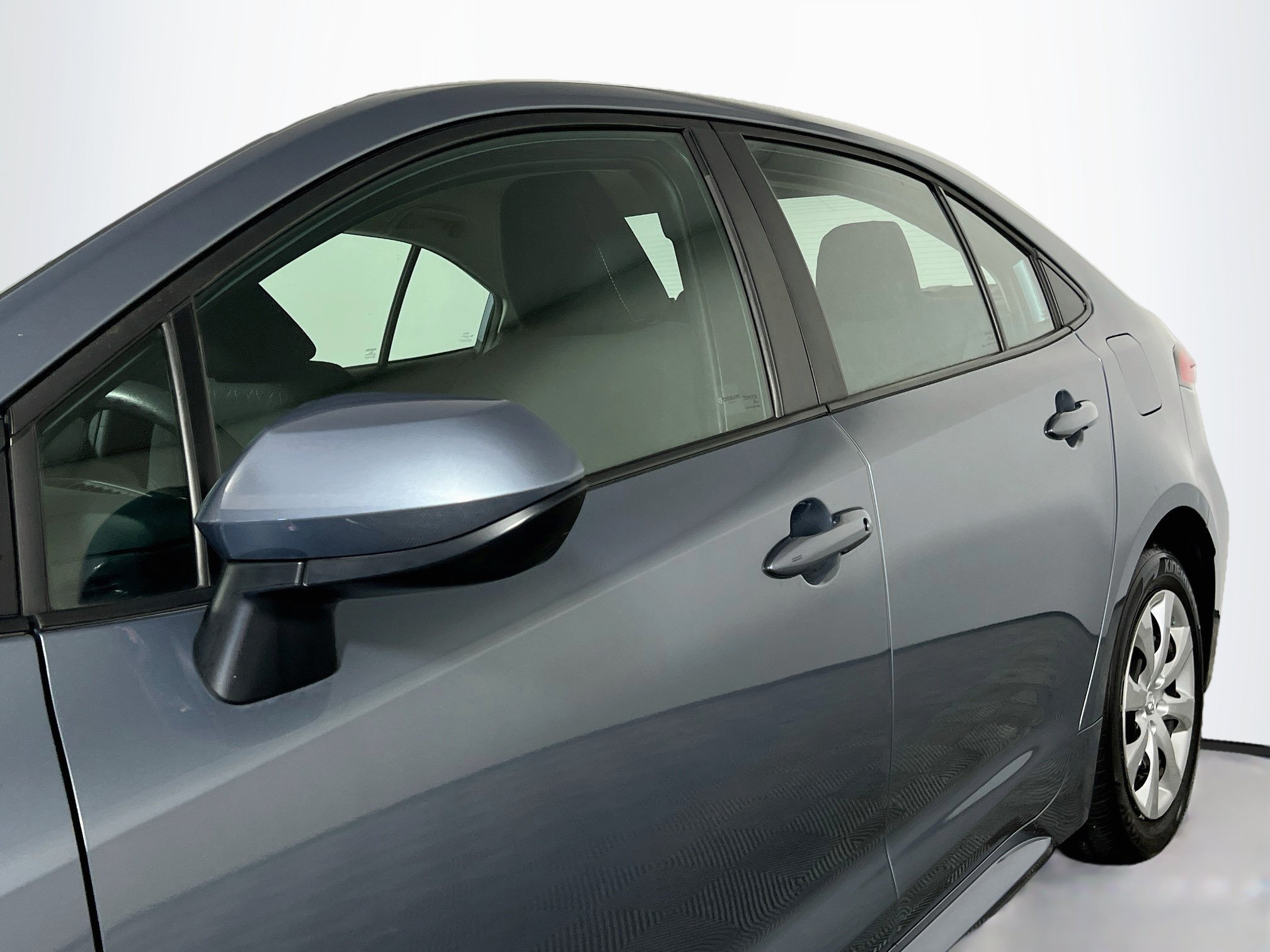 Used 2025 Toyota Corolla LE w/ Convenience Package FWD image 13