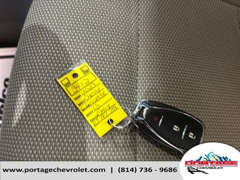 Used 2023 Chevrolet Traverse LS image 31