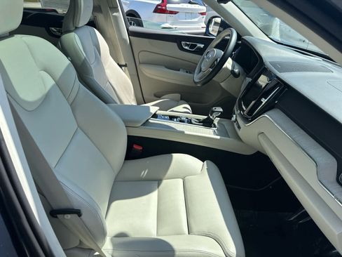 Used 2020 Volvo XC60 T5 Inscription w/ Protection Package Premier AWD/4WD image 39
